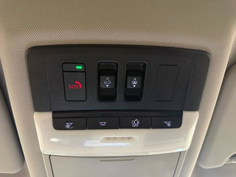 Used 2021 Nissan Rogue SL w/ Premium Package FWD image 21