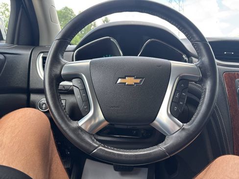 Used 2014 Chevrolet Traverse LT w/ All-Star Edition AWD/4WD image 20