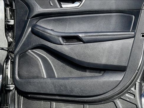 Used 2018 Ford Edge SEL w/ Equipment Group 201A image 28