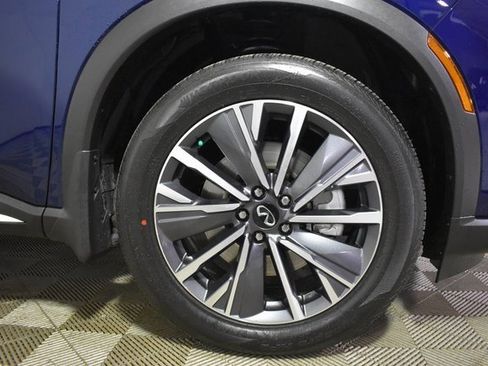 New 2026 INFINITI QX60 Luxe w/ Cargo Package image 9