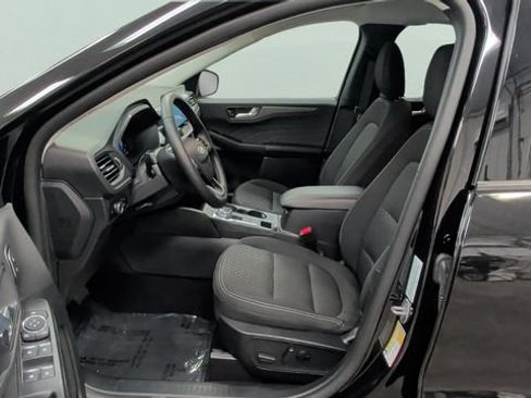 Used 2025 Ford Escape Active w/ Active Premium Tech Pack FWD image 12
