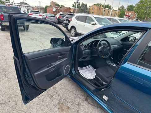 Used 2007 MAZDA MAZDA3 s Touring FWD image 9