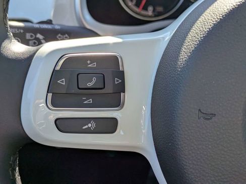 Used 2017 Volkswagen Beetle 1.8T image 25