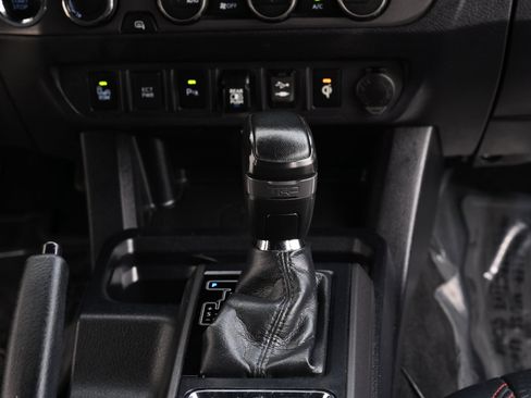 Used 2019 Toyota Tacoma TRD Pro image 25