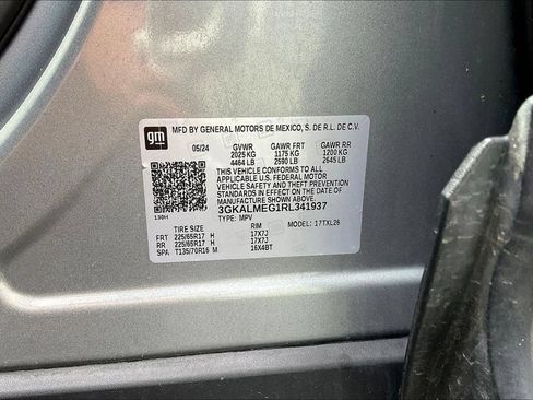 Used 2024 GMC Terrain SLE FWD image 23