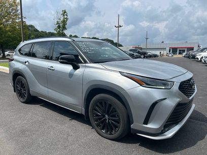 Used 2024 Toyota Highlander XSE