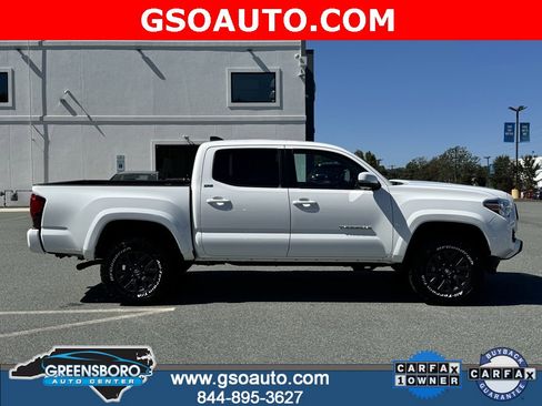 Used 2023 Toyota Tacoma SR5 w/ Technology Package image 8