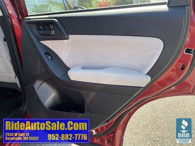 Used 2015 Subaru Forester 2.5i w/ Alloy Wheel Package AWD/4WD image 15