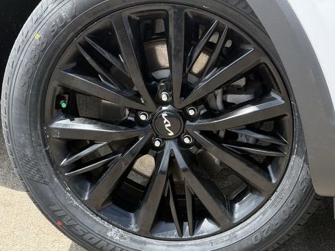 Used 2022 Kia Telluride SX FWD image 7