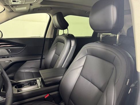 New 2026 Lincoln Nautilus Premier w/ Equipment Group 102A image 24