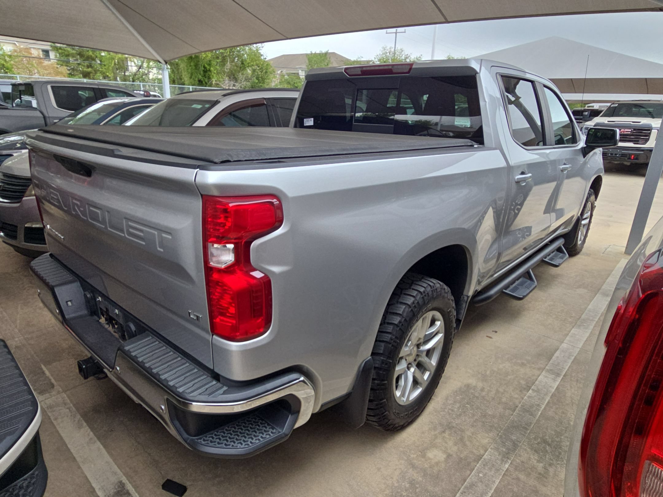 Used 2020 Chevrolet Silverado 1500 LT w/ All-Star Edition AWD/4WD image 9