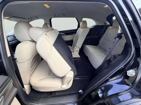 Used 2018 MAZDA CX-9 Touring FWD image 24