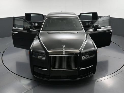 New 2027 Rolls-Royce Phantom Extended Wheelbase RWD image 38
