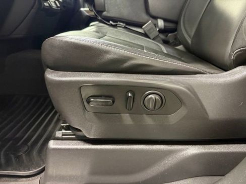 Used 2019 Chevrolet Silverado 1500 LT w/ All-Star Edition AWD/4WD image 12