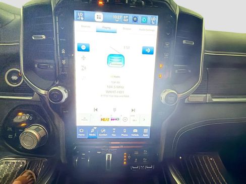 Used 2023 RAM 1500 Limited AWD/4WD image 16