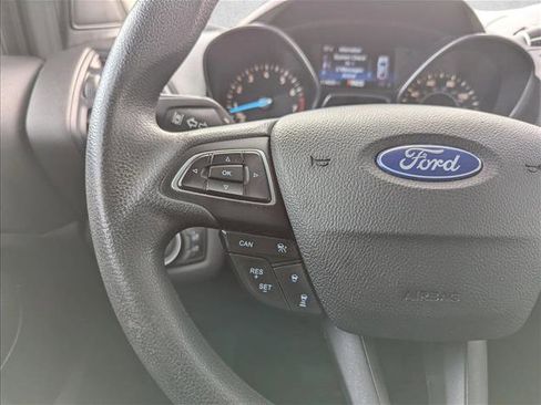 Used 2019 Ford Escape SE image 27