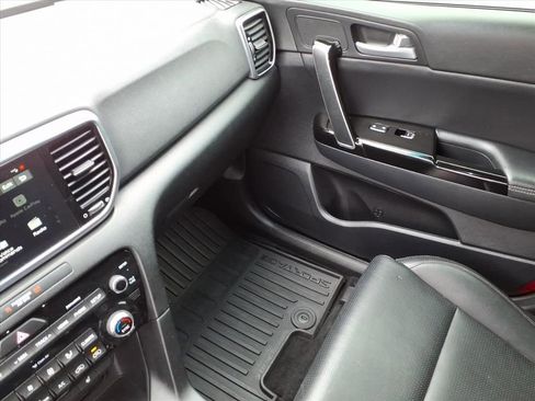 Used 2021 Kia Sportage S w/ S FWD Premium Package image 29