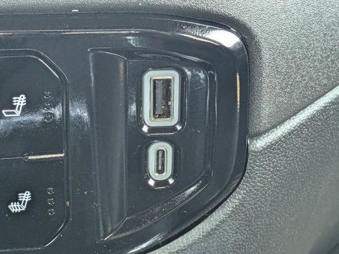 Certified 2025 Chevrolet Silverado 1500 RST w/ Convenience Package II AWD/4WD image 22