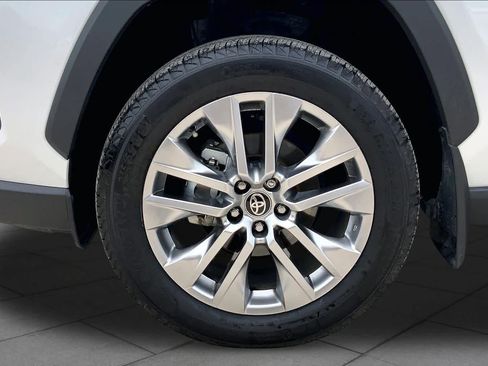 Used 2025 Toyota RAV4 Limited FWD image 11