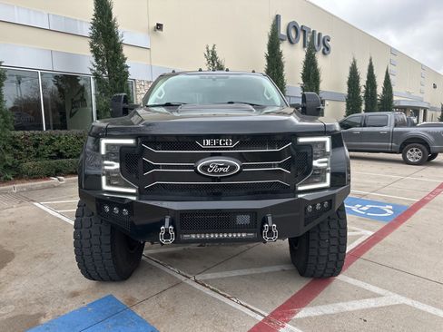 Used 2021 Ford F450 Limited w/ FX4 Off-Road Package image 2