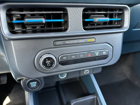 New 2026 Ford Maverick Lobo AWD/4WD image 28