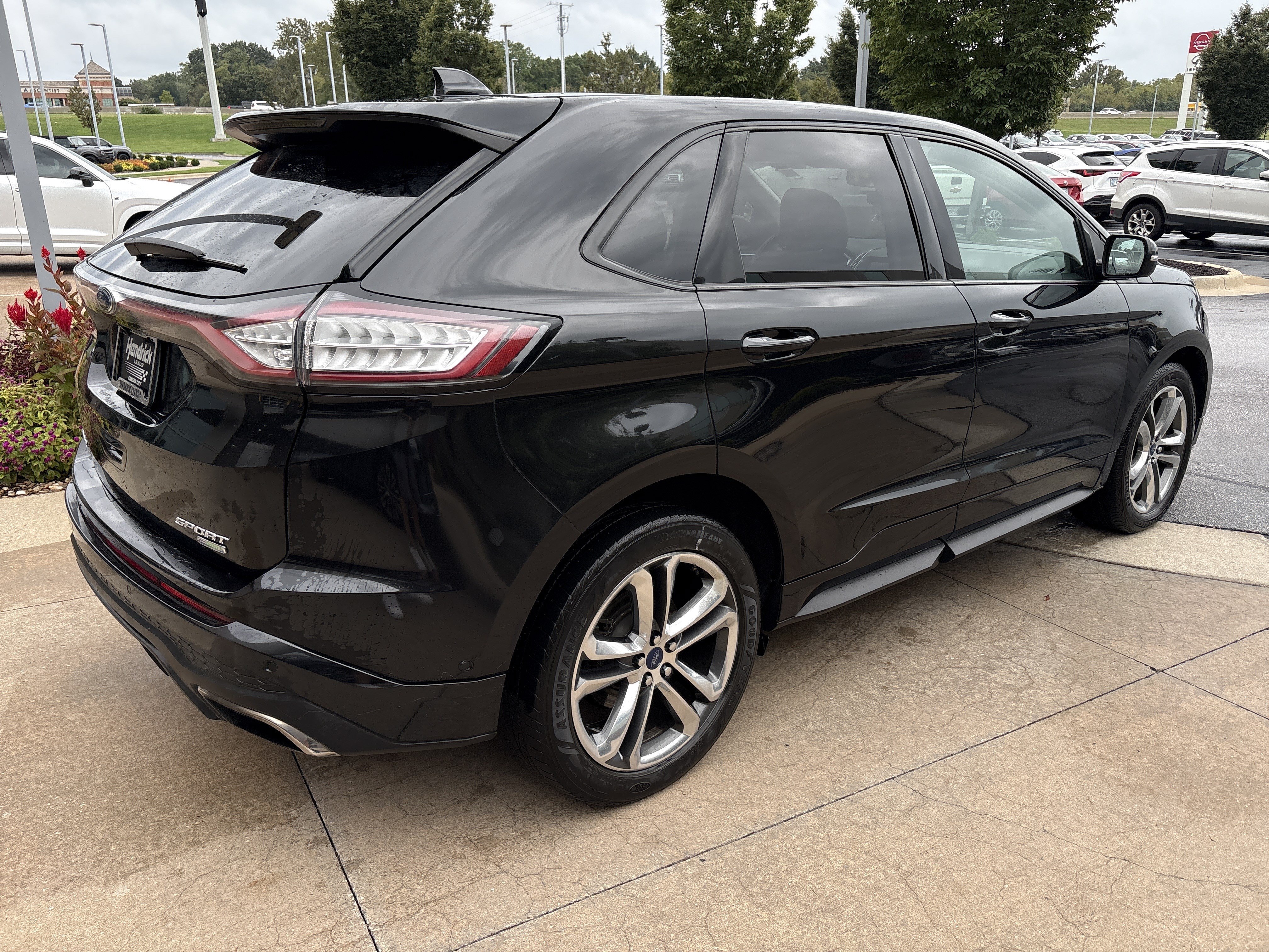 Used 2015 Ford Edge Sport w/ Equipment Group 401A FWD image 15