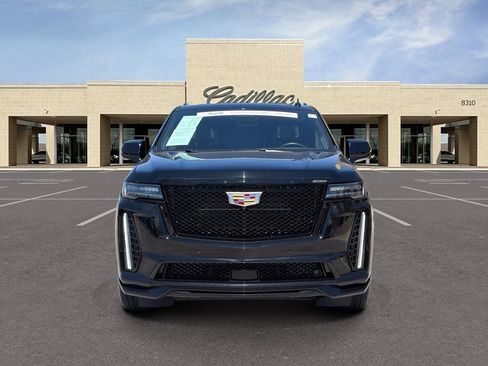 Certified 2024 Cadillac Escalade V w/ Heavy-Duty Trailer Package AWD/4WD image 2
