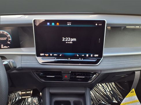 New 2026 Volkswagen Tiguan SE R-Line image 24