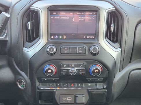 Used 2019 Chevrolet Silverado 1500 LT w/ Texas Edition RWD image 18