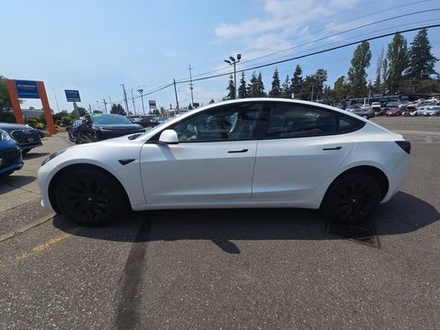 Used 2023 Tesla Model 3 Standard Range RWD image 4