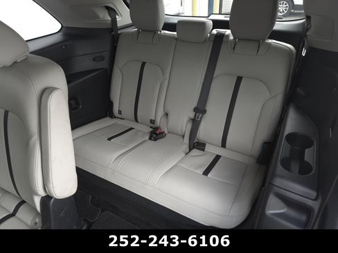 Used 2024 MAZDA CX-90 Plug-In Hybrid w/ Preferred AWD/4WD image 32