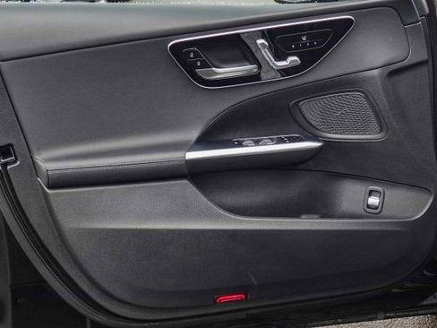 Used 2024 Mercedes-Benz C 300 Sedan image 20