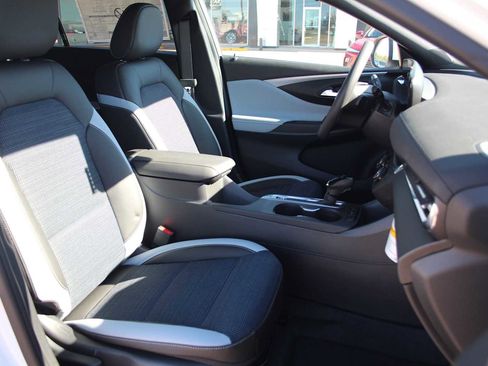 New 2026 Buick Envista Preferred w/ Advanced Safety Package image 15