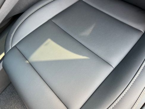 New 2025 Nissan Murano SL image 11