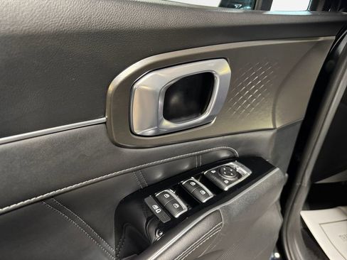 Certified 2023 Kia Sorento SX AWD/4WD image 14