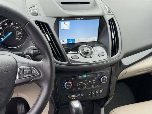 Used 2018 Ford Escape Titanium image 21