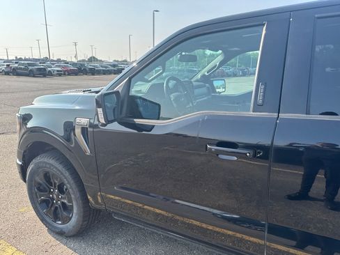 Used 2023 Ford F150 Platinum w/ Equipment Group 701A High AWD/4WD image 15