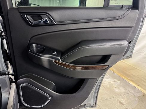 Used 2018 Chevrolet Tahoe LT AWD/4WD image 16