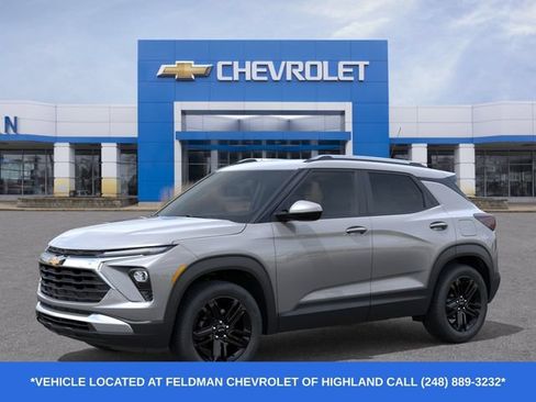 New 2026 Chevrolet TrailBlazer LT w/ Midnight Edition AWD/4WD image 2