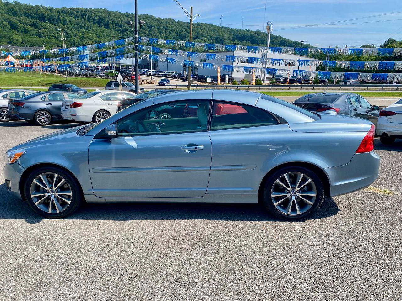 Used 2013 Volvo C70 T5 FWD image 4