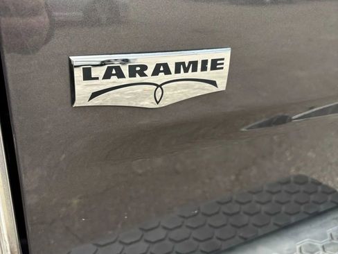 Used 2015 RAM 1500 Laramie w/ Convenience Group AWD/4WD image 6