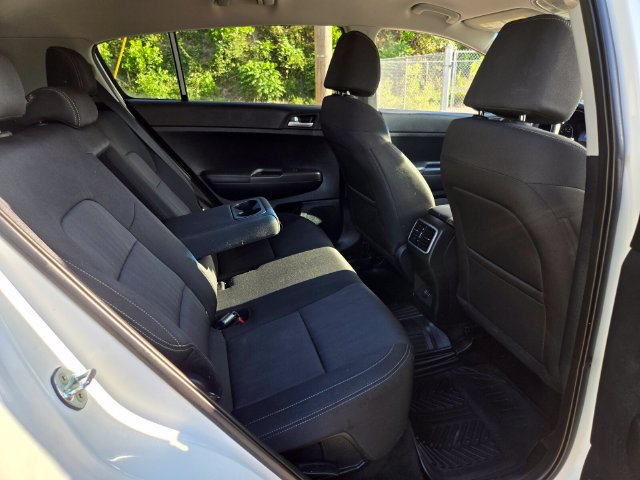 Used 2022 Kia Sportage LX AWD/4WD image 21