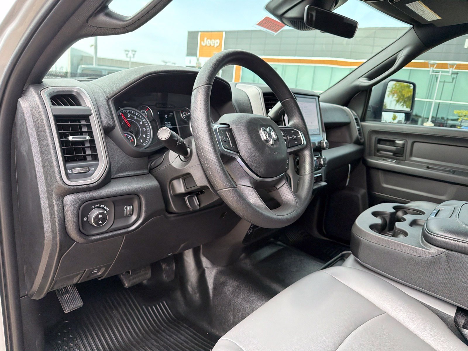 New 2026 RAM 2500 Tradesman w/ Chrome Appearance Group AWD/4WD image 10