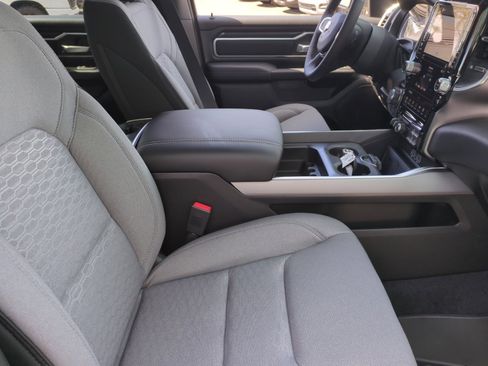 New 2026 RAM 1500 Big Horn AWD/4WD image 19