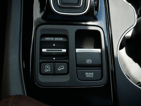 Used 2025 Honda Pilot Elite image 30