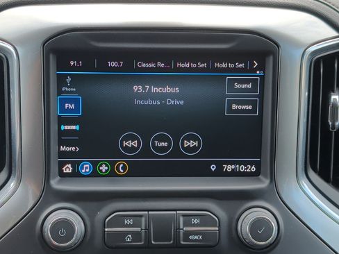 Used 2022 Chevrolet Silverado 1500 RST AWD/4WD image 34