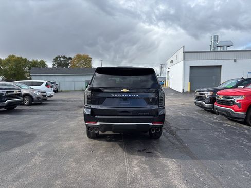 New 2026 Chevrolet Suburban Premier image 5