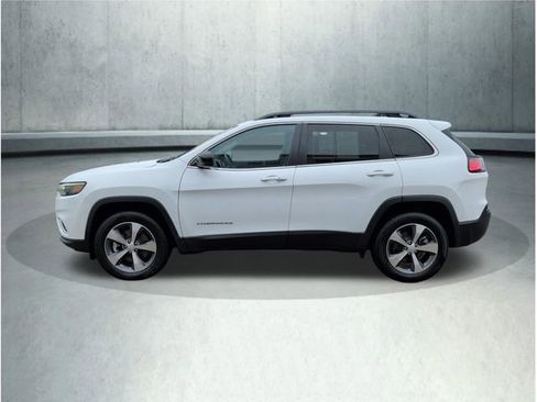 Used 2022 Jeep Cherokee Limited AWD/4WD image 2