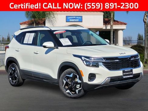 Certified 2025 Kia Seltos EX FWD image 1