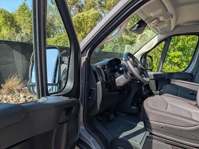 Used 2025 RAM ProMaster 2500 FWD image 19